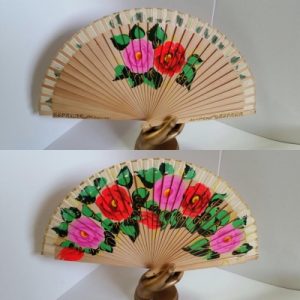 Light-Wood Flower Flamenco Fan